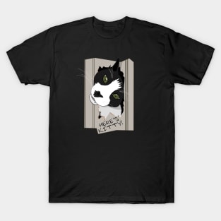 HERES KITTY breaks down door T-Shirt